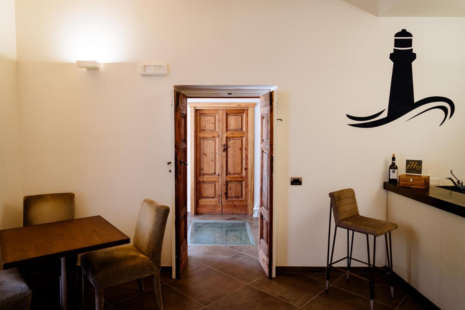 Resort Faro Di Punta Fenaio Campese  Ngoại thất bức ảnh